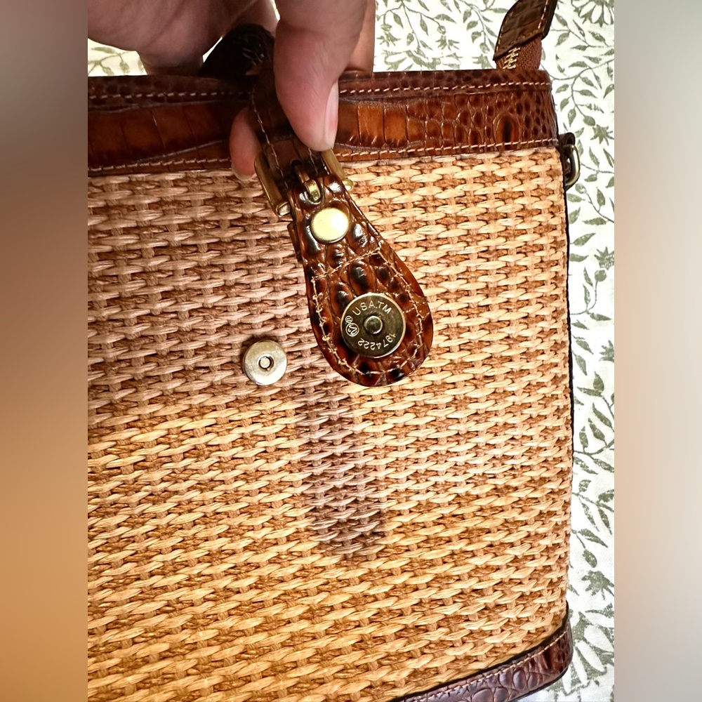 Brahmin Tisbury Collection Woven Straw & Croc Leather Purse/Crossbody - Picture 9 of 16